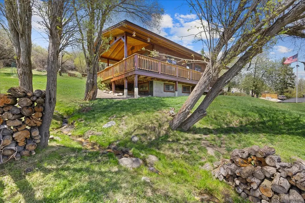 621 S White Avenue Red Lodge MT 59068
