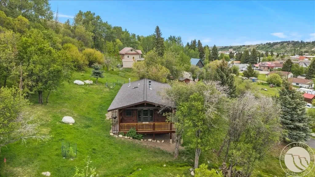 621 S White Avenue Red Lodge MT 59068