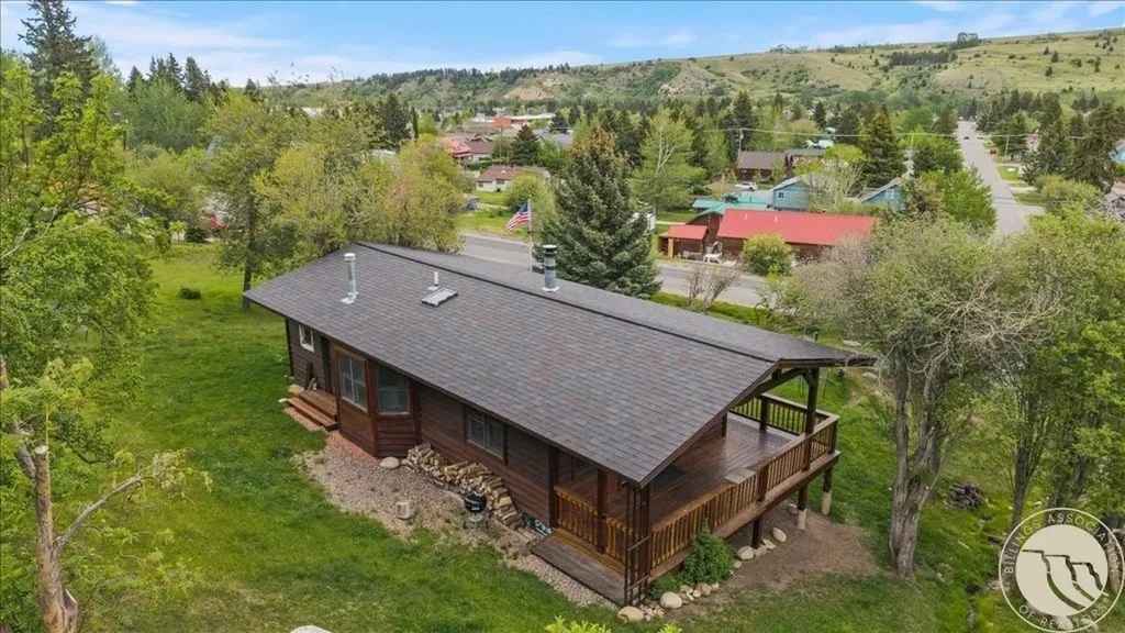 621 S White Avenue Red Lodge MT 59068