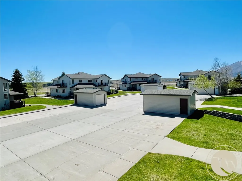 740 Lower Continental, Unit 5 Drive Red Lodge MT 59068