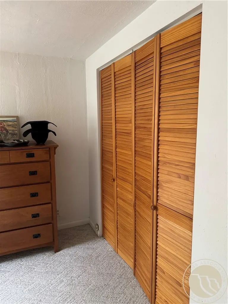 208 S Park Street Joliet MT 59041