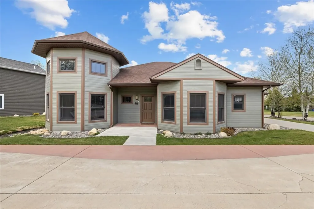 23 Lindsay Lane Red Lodge MT 59068