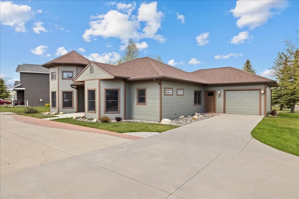 23 Lindsay Lane Red Lodge MT 59068