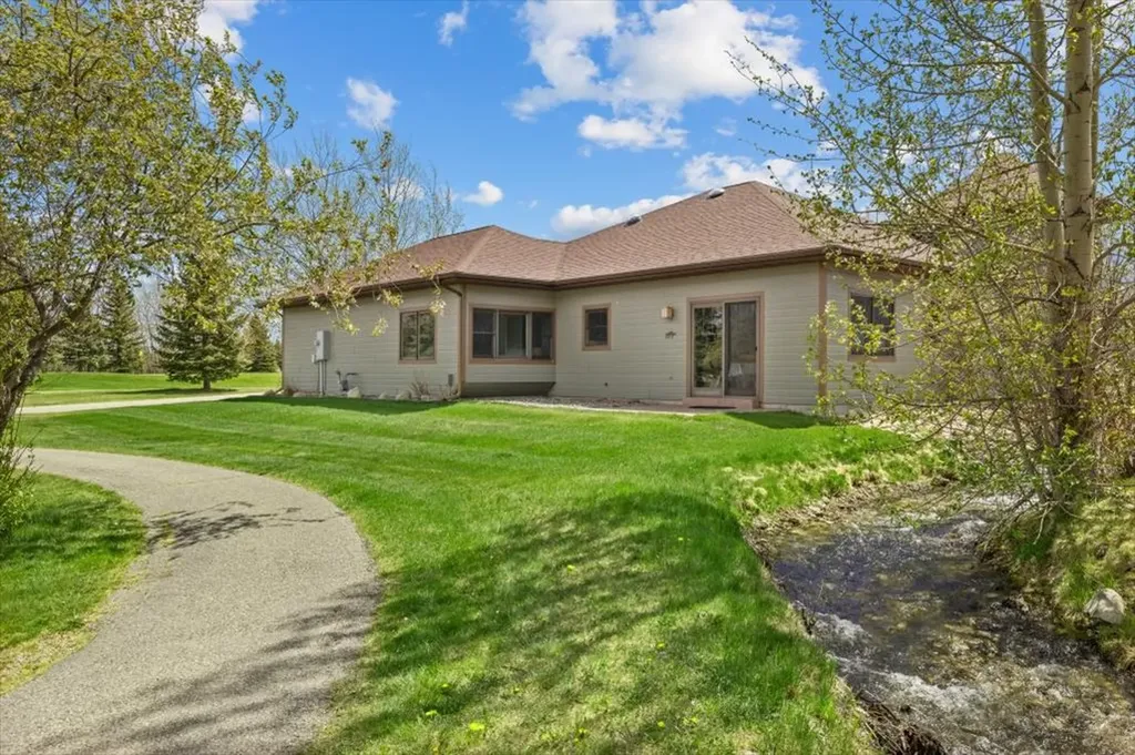23 Lindsay Lane Red Lodge MT 59068