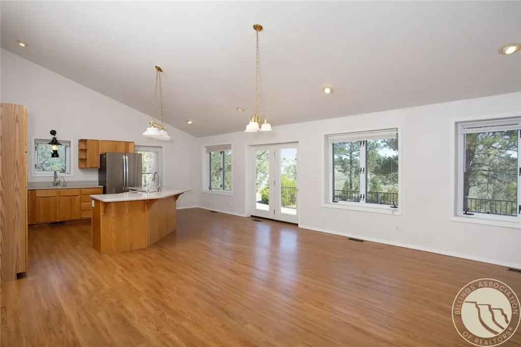 1205 Stonehouse Road Shepherd MT 59079