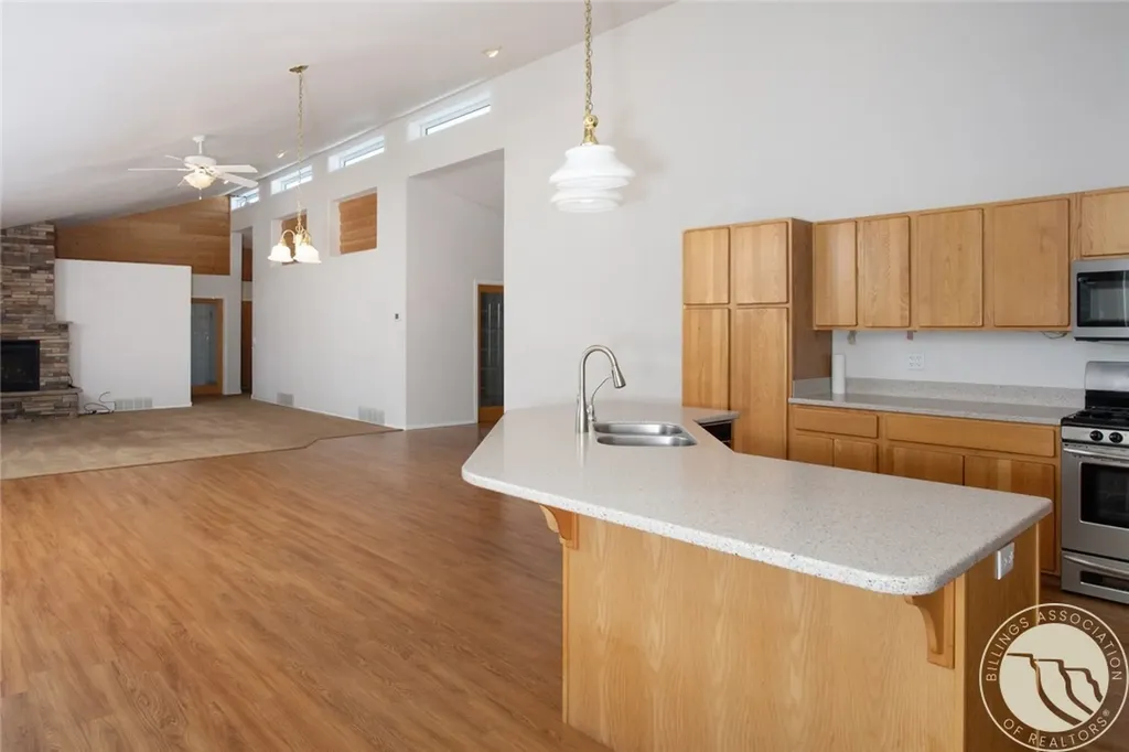 1205 Stonehouse Road Shepherd MT 59079