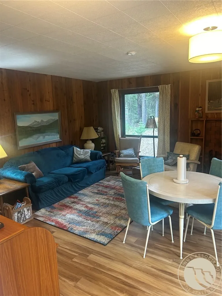 7 Grizzly Bear Road Cooke City MT 59081