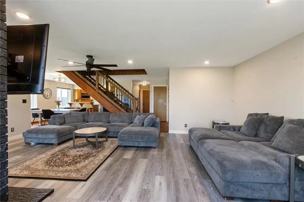 1679 Jute Street Huntley MT 59037