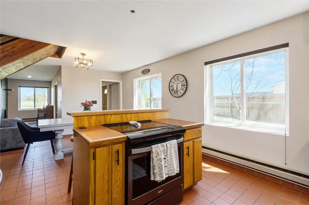 1679 Jute Street Huntley MT 59037