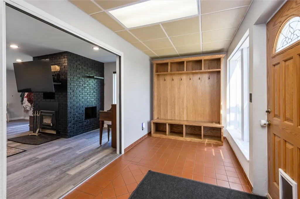 1679 Jute Street Huntley MT 59037