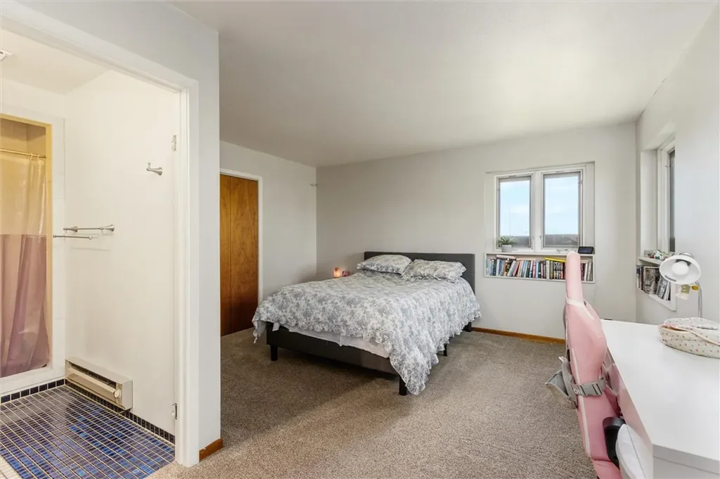 1679 Jute Street Huntley MT 59037