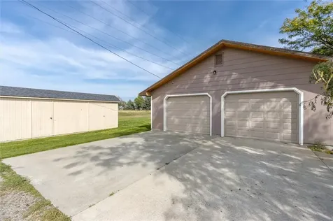 1679 Jute Street Huntley MT 59037