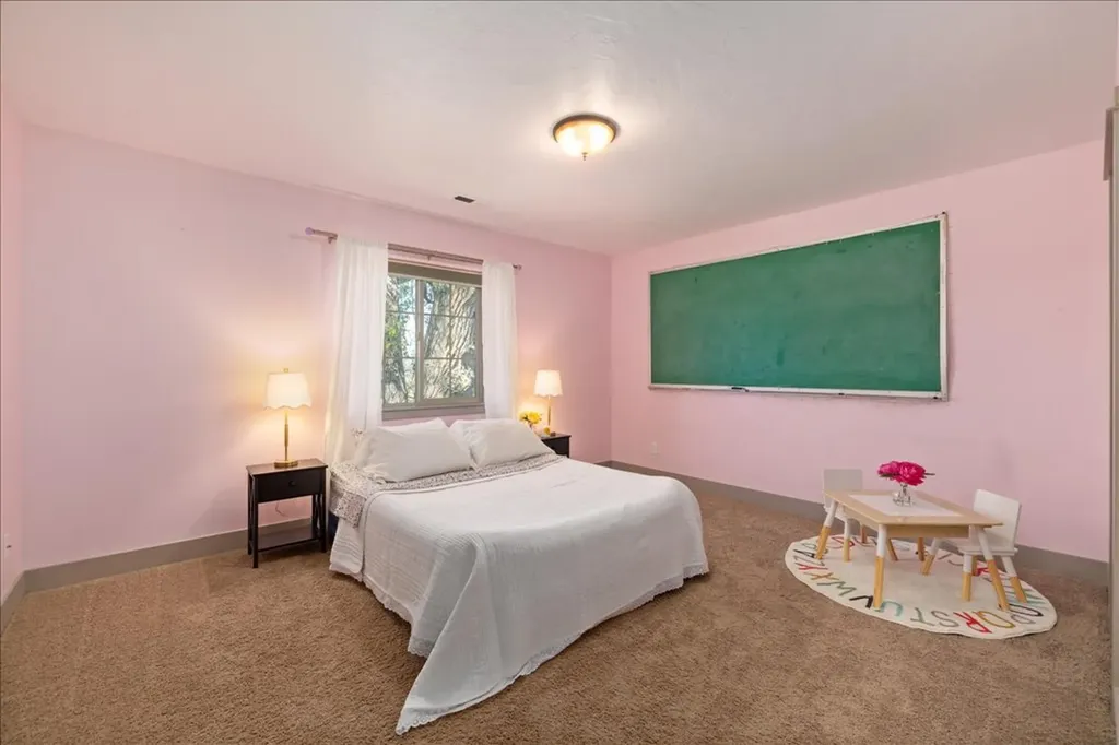 1316 Blackberry Way Billings MT 59106