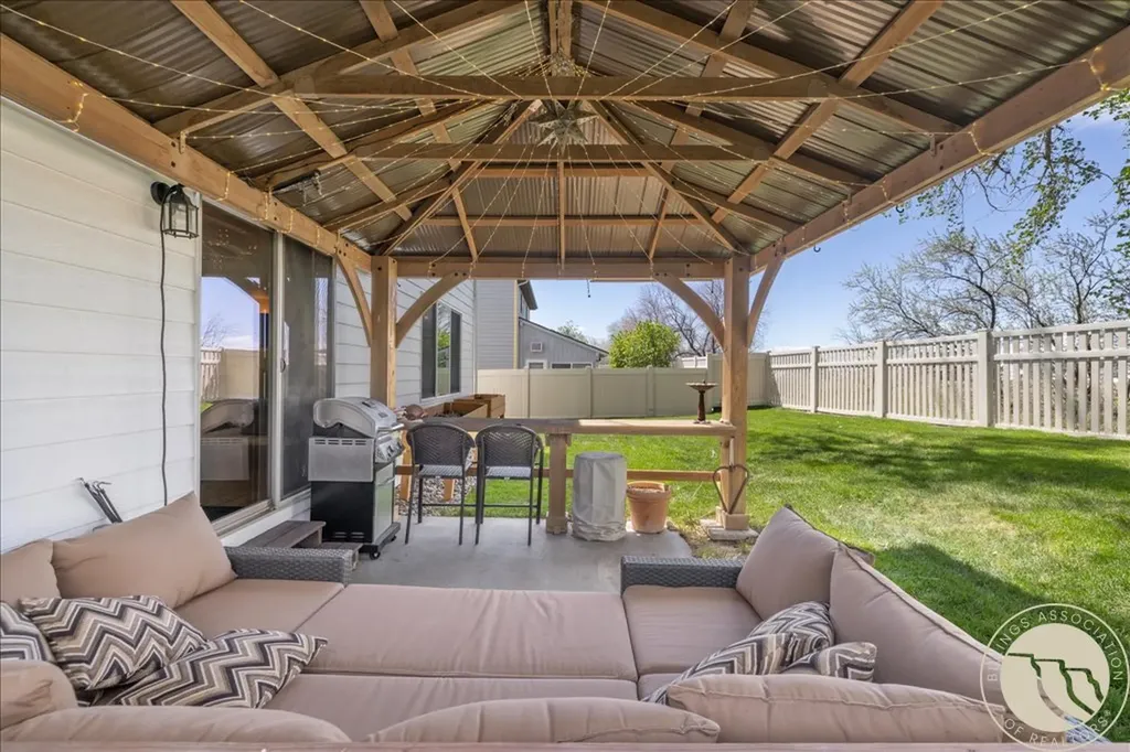 1316 Blackberry Way Billings MT 59106