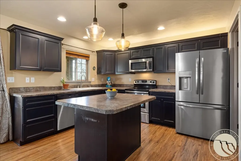 1316 Blackberry Way Billings MT 59106