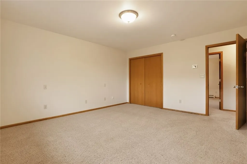 297 Paper Trail Lewistown MT 59457