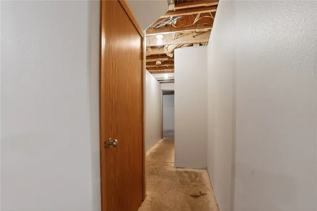 297 Paper Trail Lewistown MT 59457