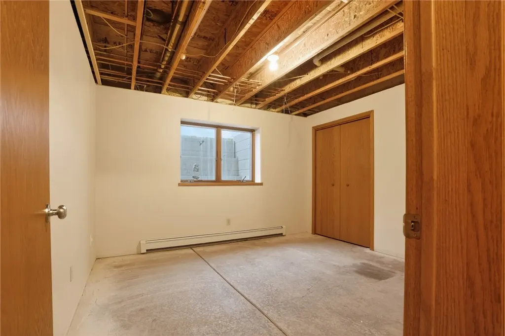 297 Paper Trail Lewistown MT 59457