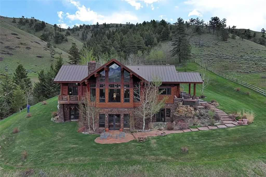 94 Sheep Mountain Road (w/ 614 Ac State Lease) Red Lodge MT 59068