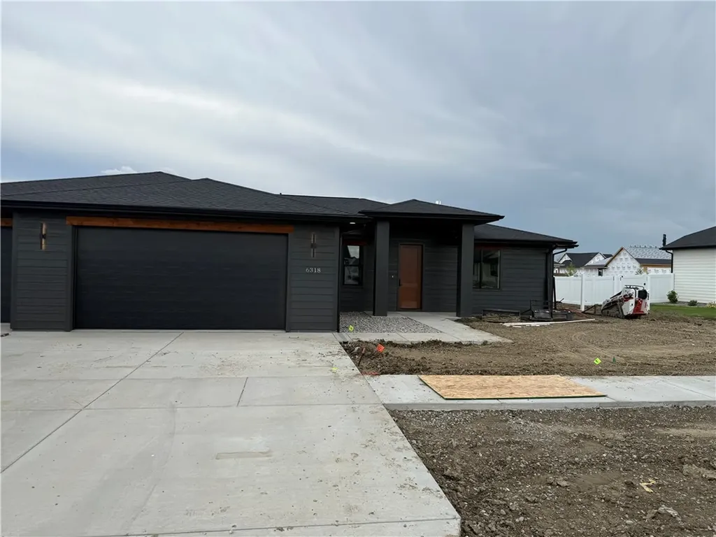 6318 Stream Bank Lane Billings MT 59106