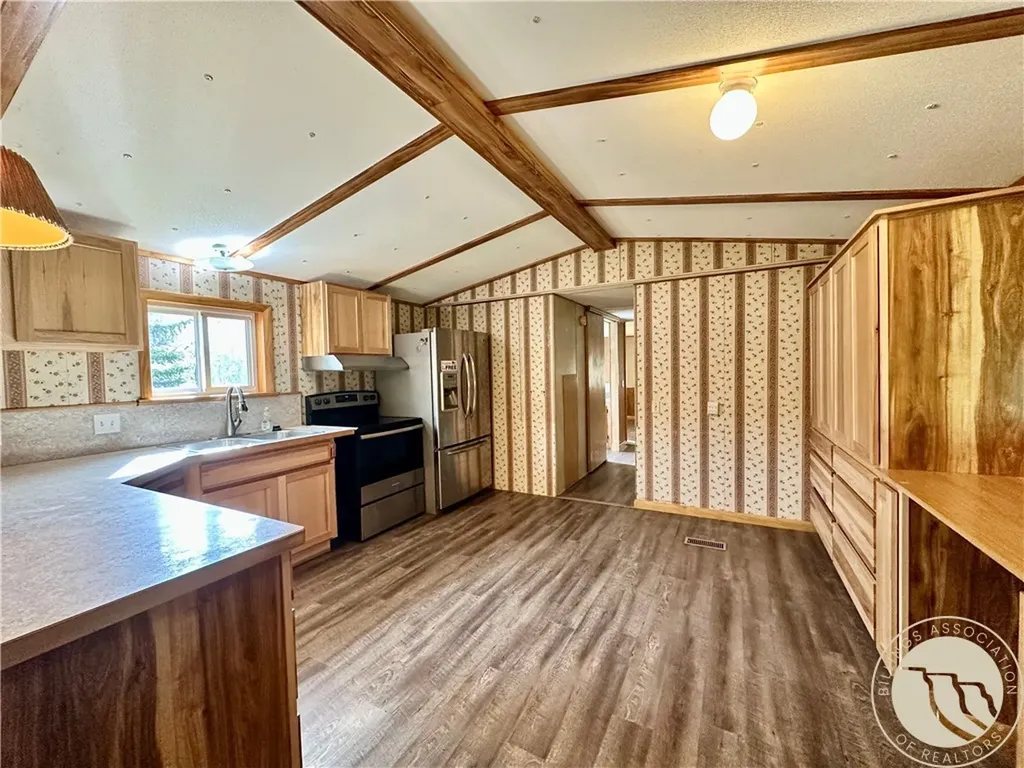 108 4th Avenue E Ryegate MT 59074