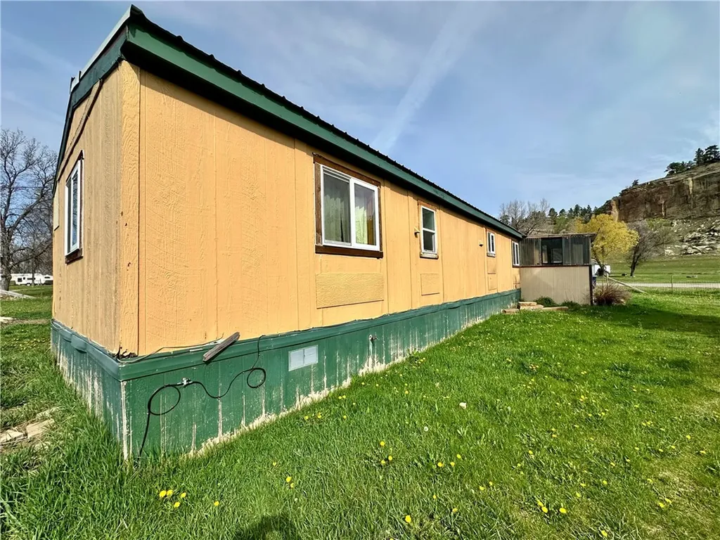 108 4th Avenue E Ryegate MT 59074