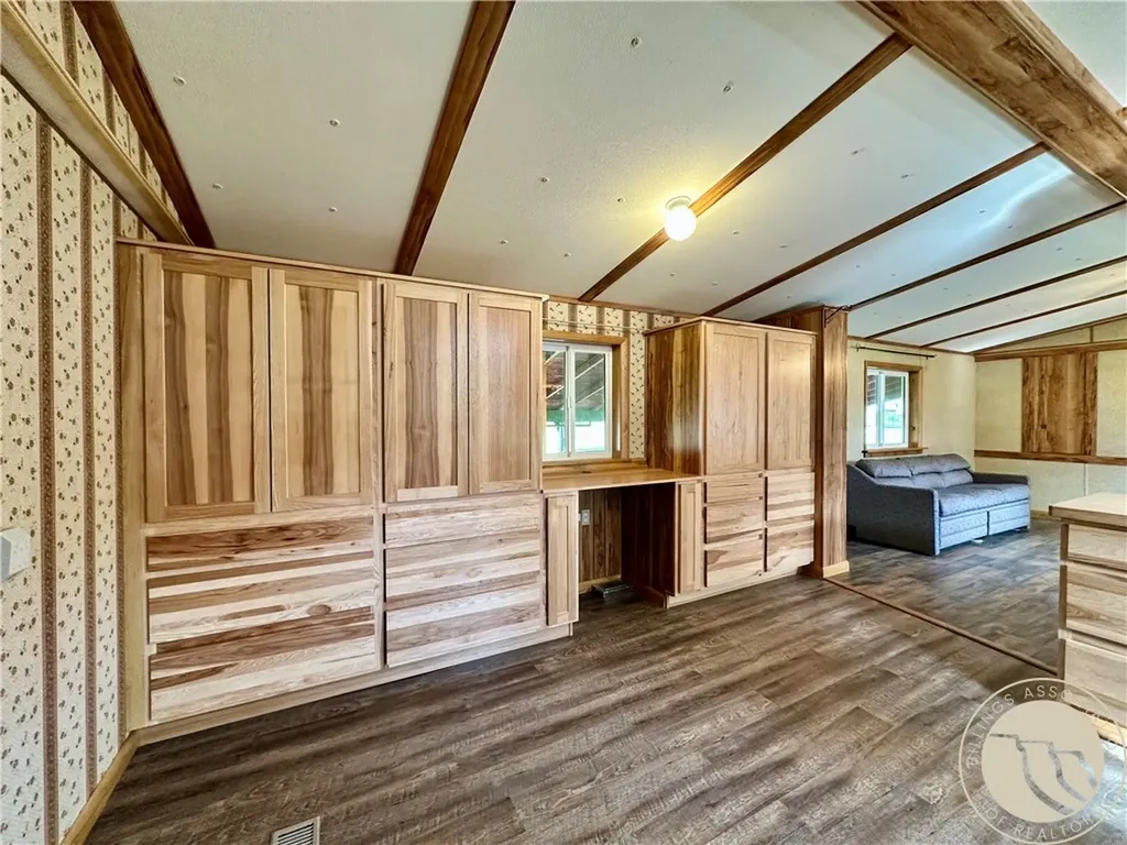 108 4th Avenue E Ryegate MT 59074