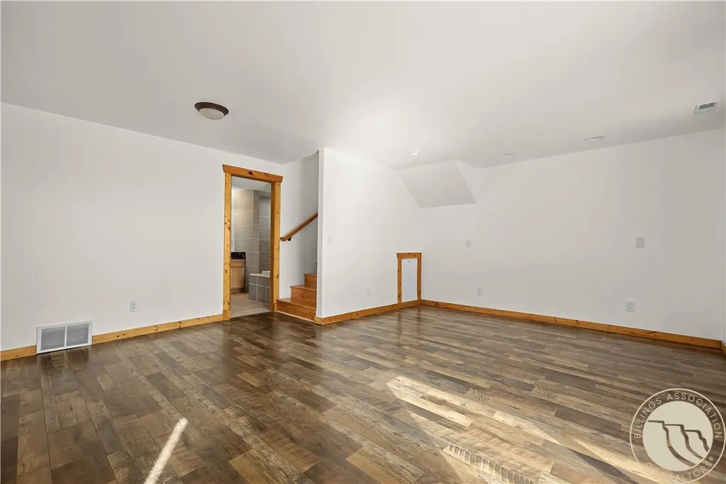 1960 Coyote Ridge Road N Laurel MT 59044