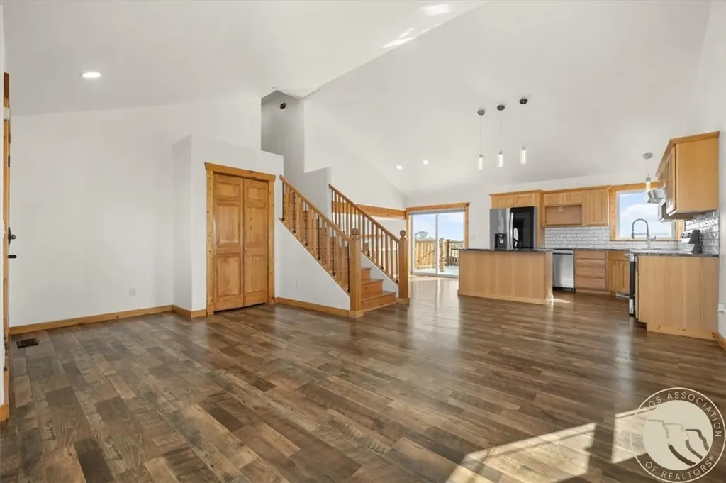 1960 Coyote Ridge Road N Laurel MT 59044