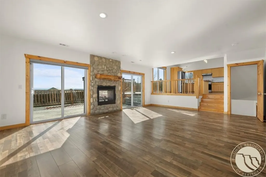 1960 Coyote Ridge Road N Laurel MT 59044
