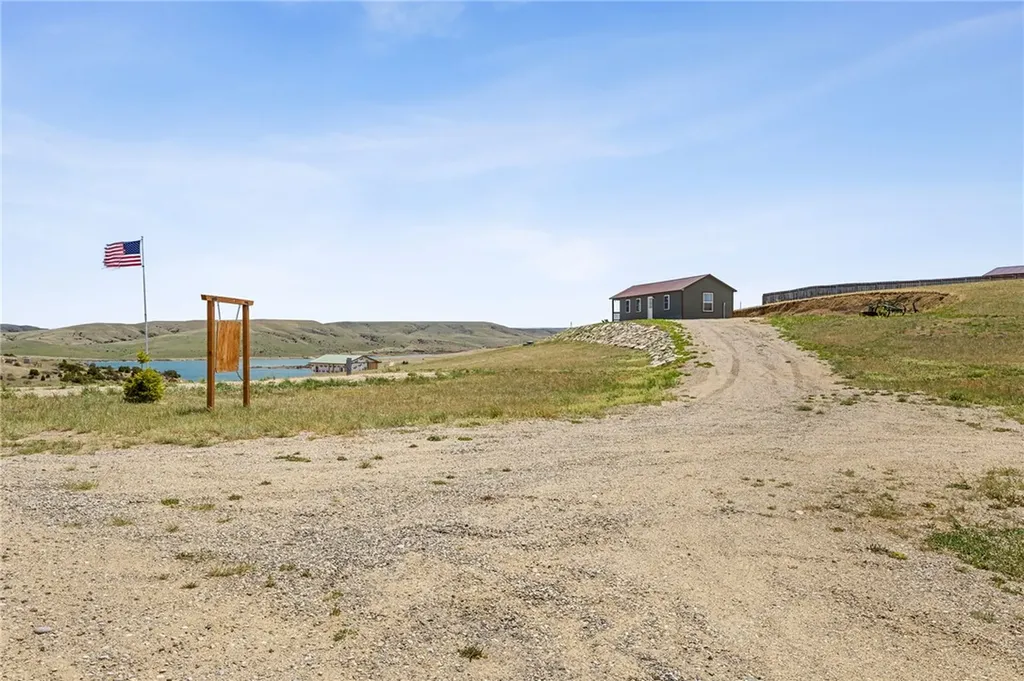 9 Emerald Drive Roberts MT 59070