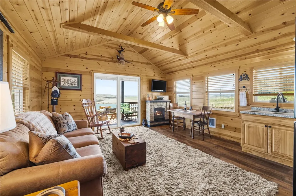 9 Emerald Drive Roberts MT 59070