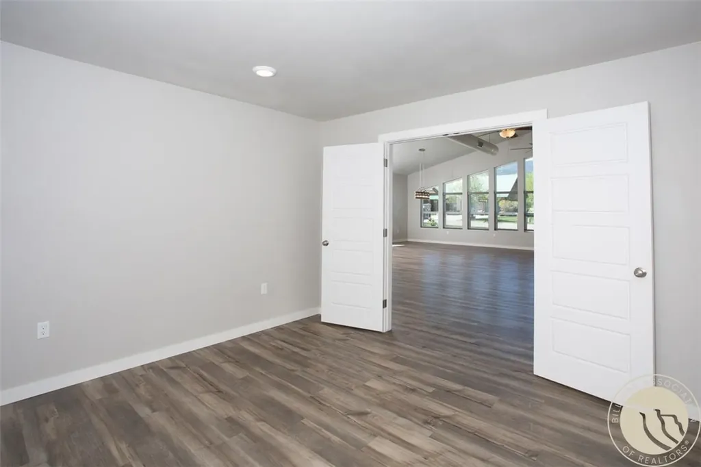 1172 Lazy M Circle Red Lodge MT 59068