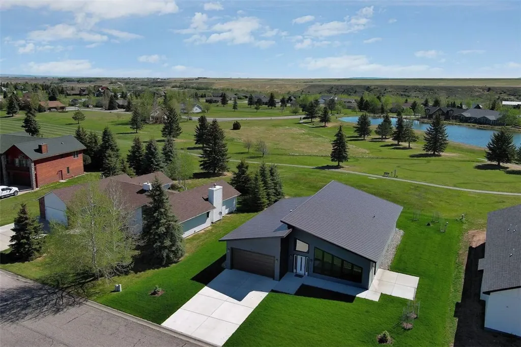 1172 Lazy M Circle Red Lodge MT 59068