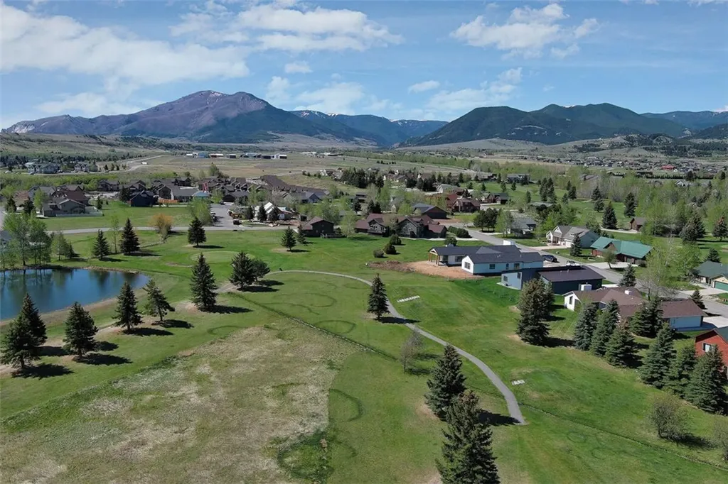 1172 Lazy M Circle Red Lodge MT 59068