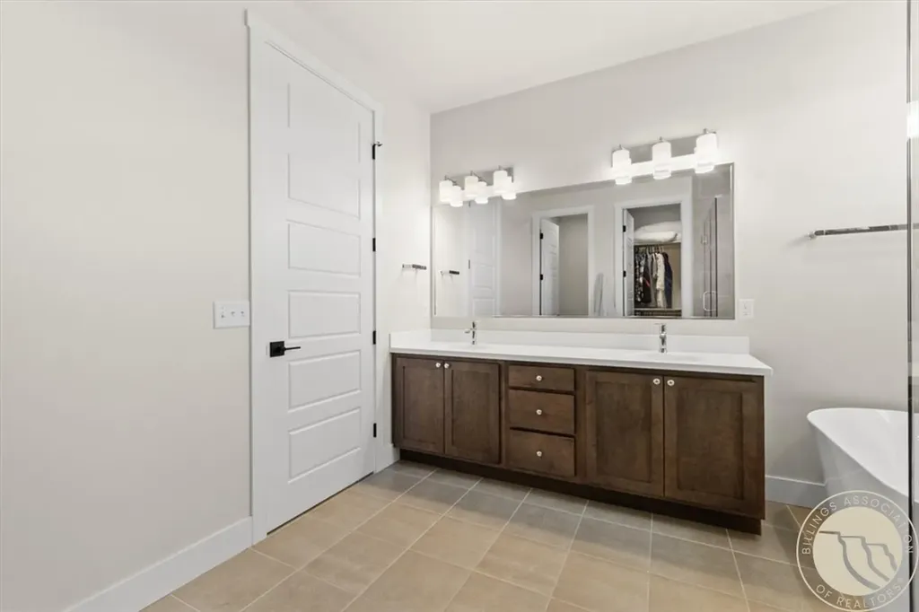 2432 W Bonito Loop Billings MT 59105