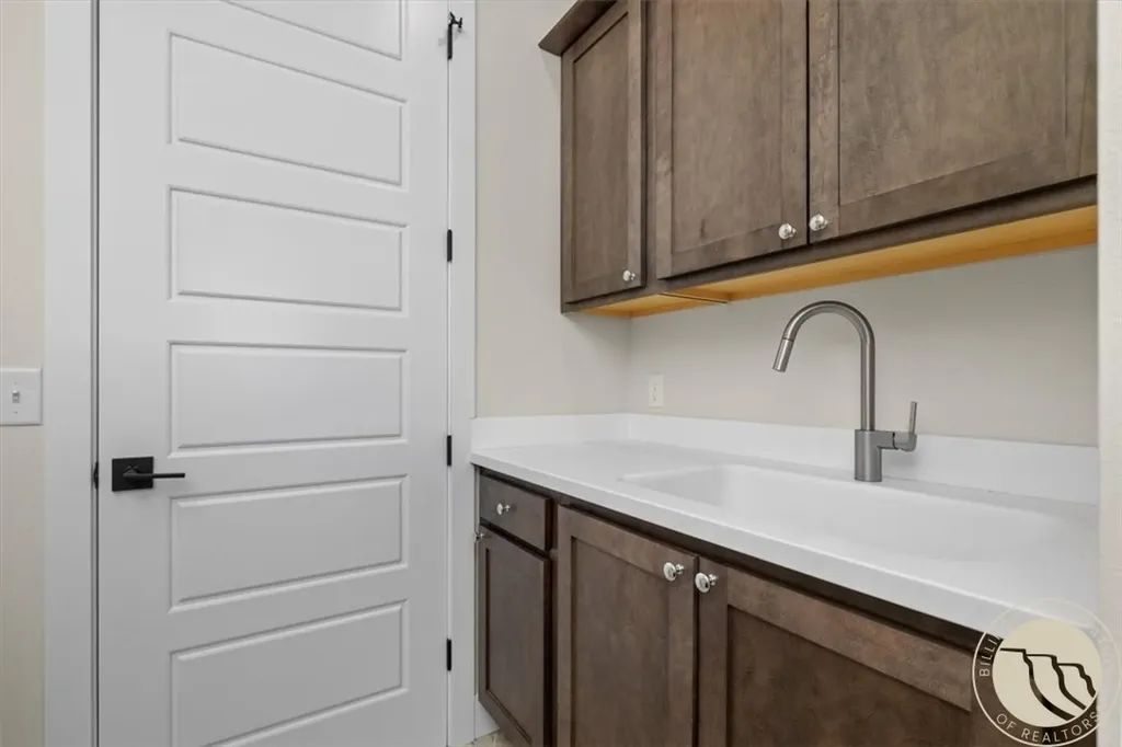 2432 W Bonito Loop Billings MT 59105