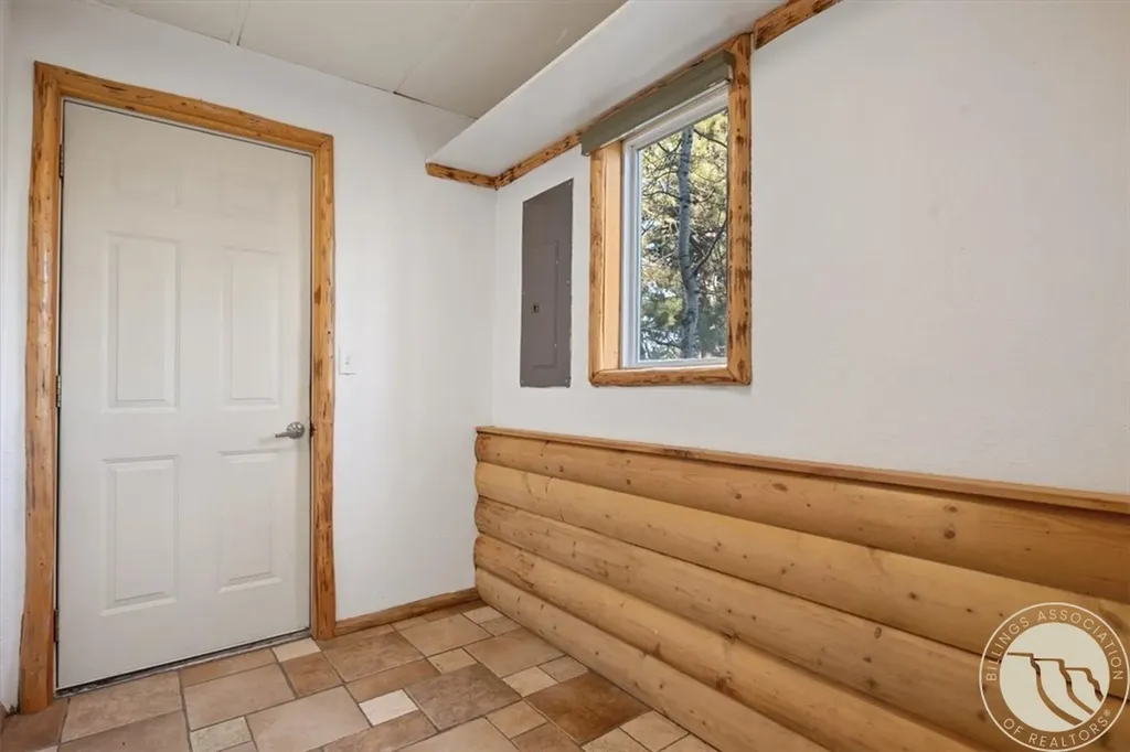 175 Benbow Road Fishtail MT 59028