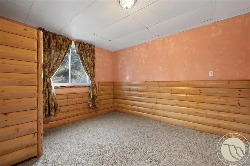 175 Benbow Road Fishtail MT 59028