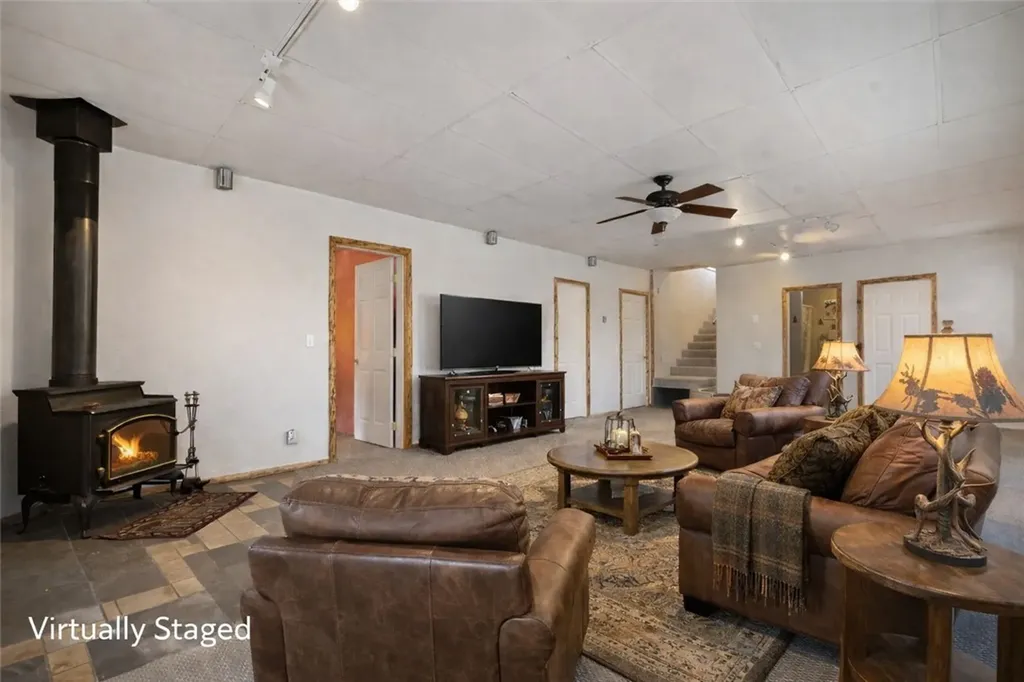 175 Benbow Road Fishtail MT 59028
