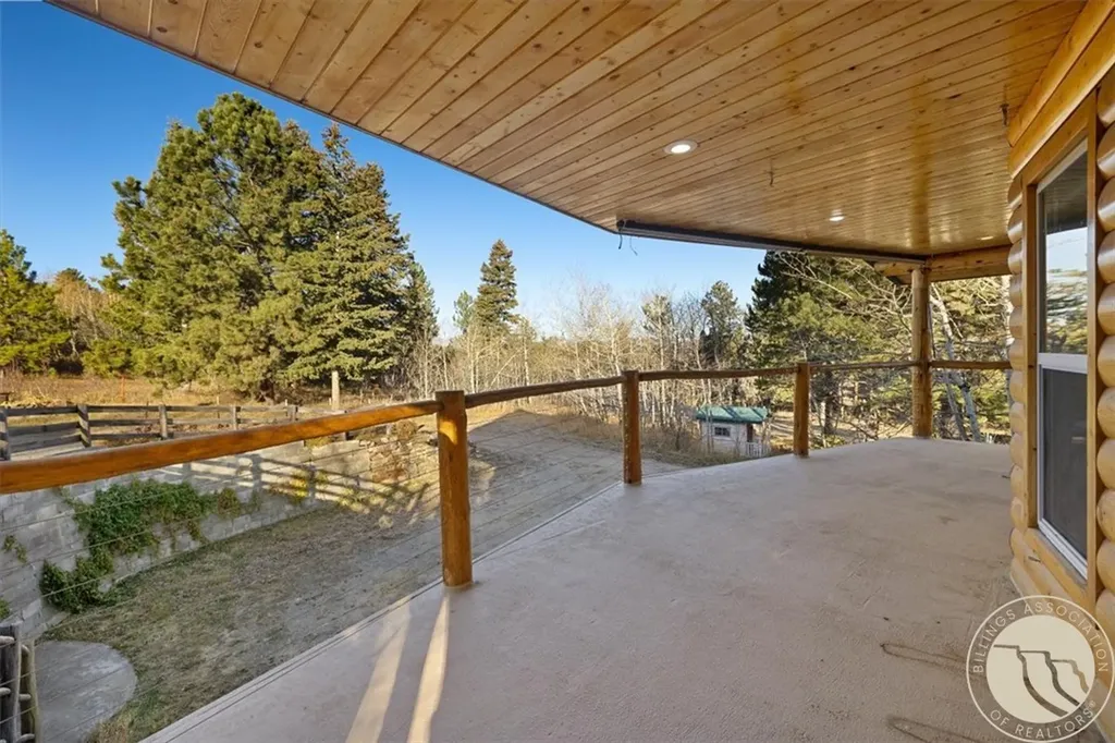 175 Benbow Road Fishtail MT 59028