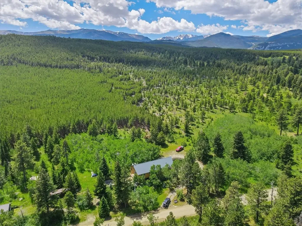 175 Benbow Road Fishtail MT 59028