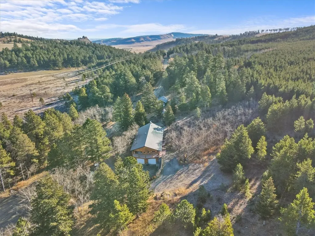 175 Benbow Road Fishtail MT 59028