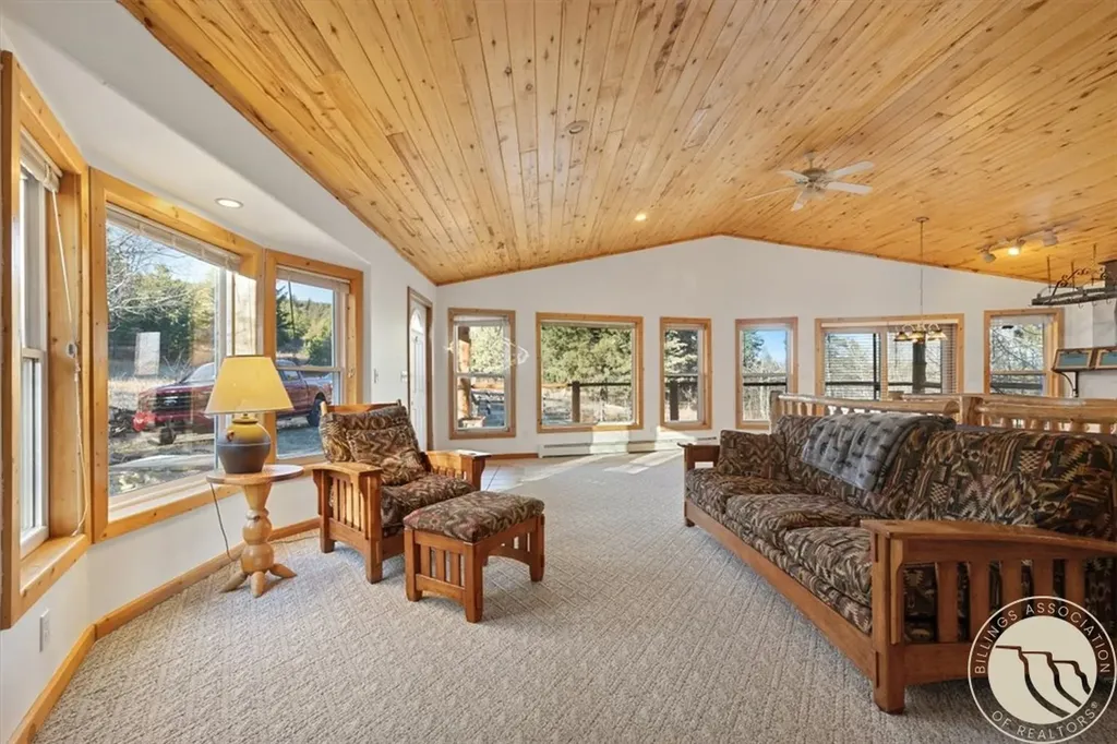 175 Benbow Road Fishtail MT 59028