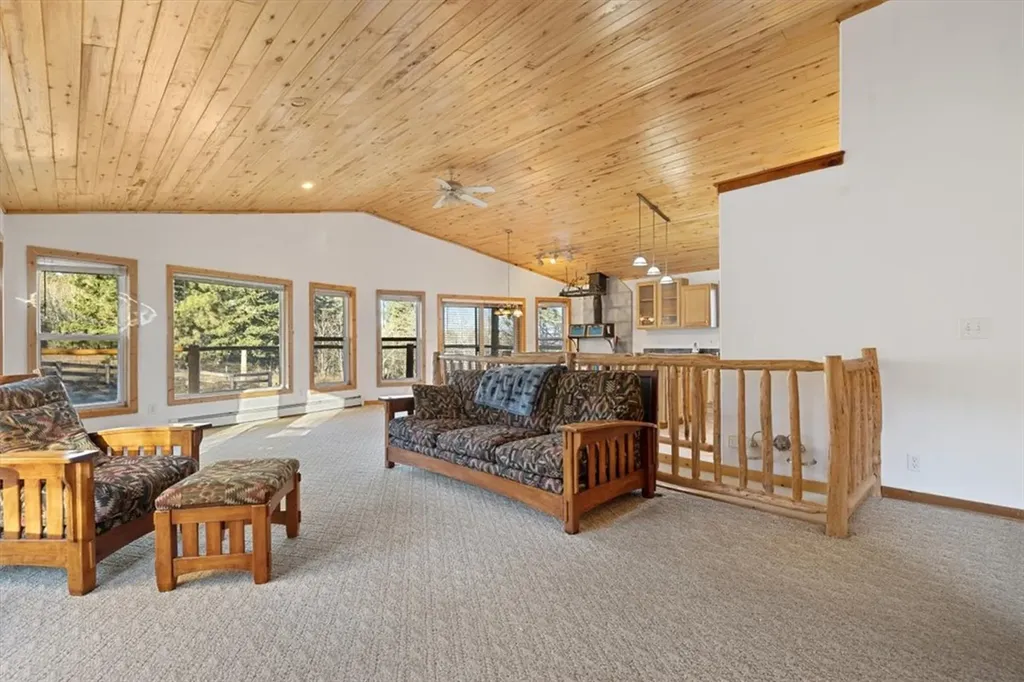 175 Benbow Road Fishtail MT 59028