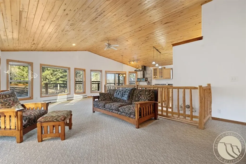 175 Benbow Road Fishtail MT 59028