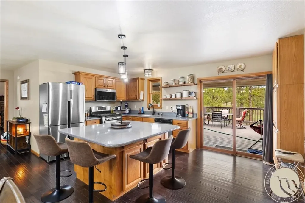 123 Quail Drive Roundup MT 59072