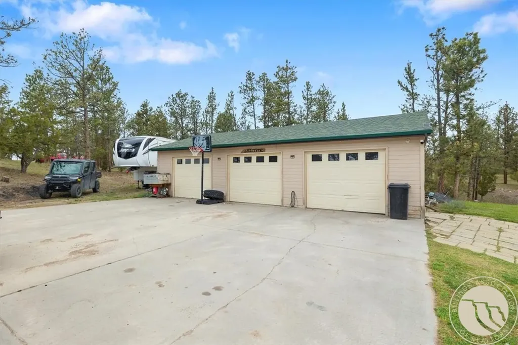 123 Quail Drive Roundup MT 59072