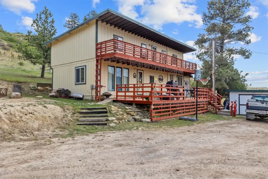 78 Rocky Top Road Roundup MT 59072