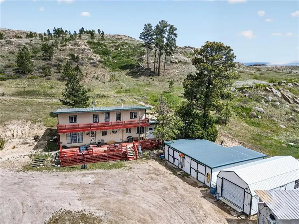 78 Rocky Top Road Roundup MT 59072